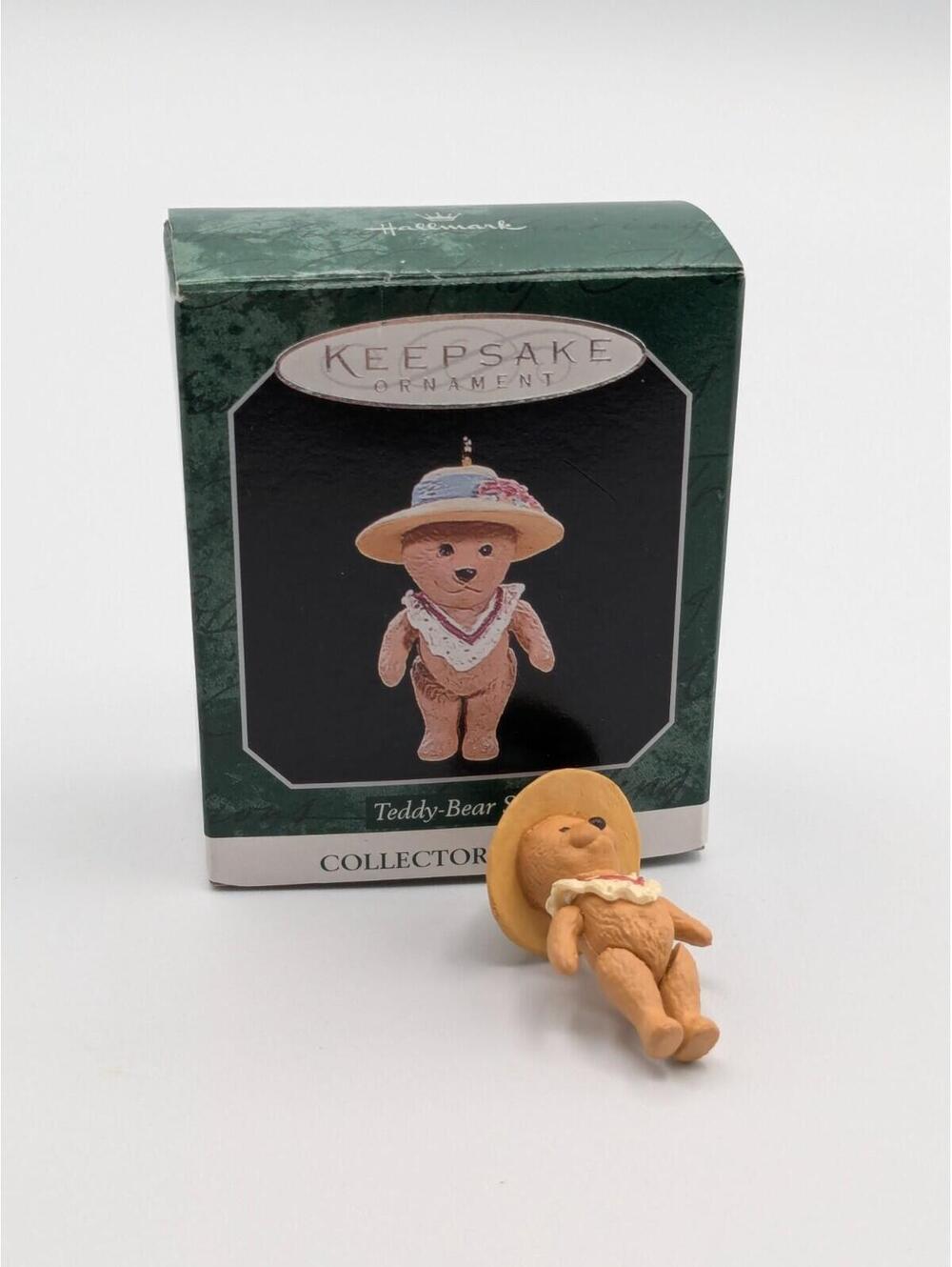 Hallmark Keepsake Teddy-Bear Style 1998, 2nd in Series, Victorian Style Ornament